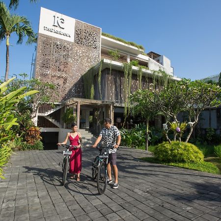 The Kirana Canggu Hotel Exterior foto