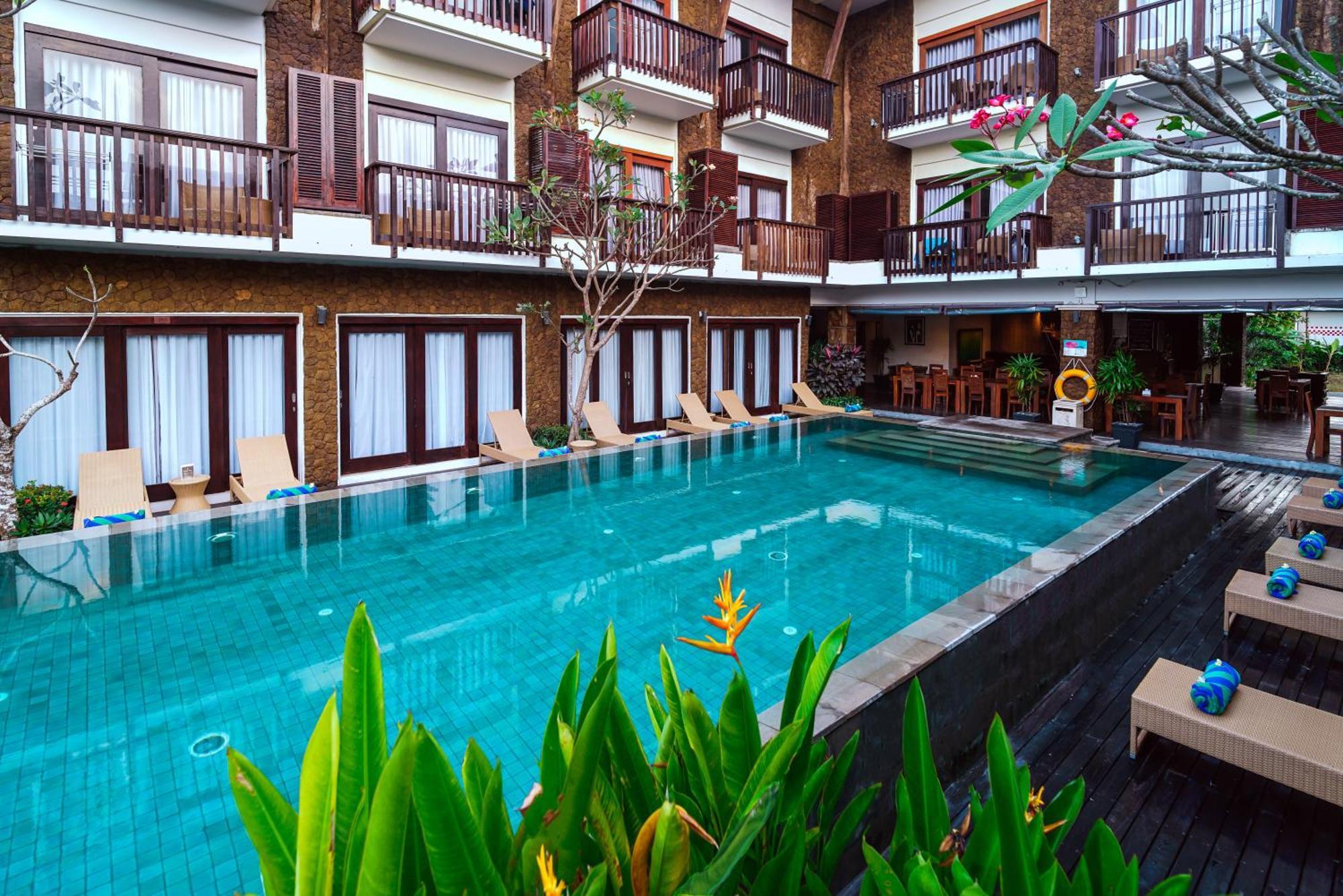 The Kirana Canggu Hotel Exterior foto