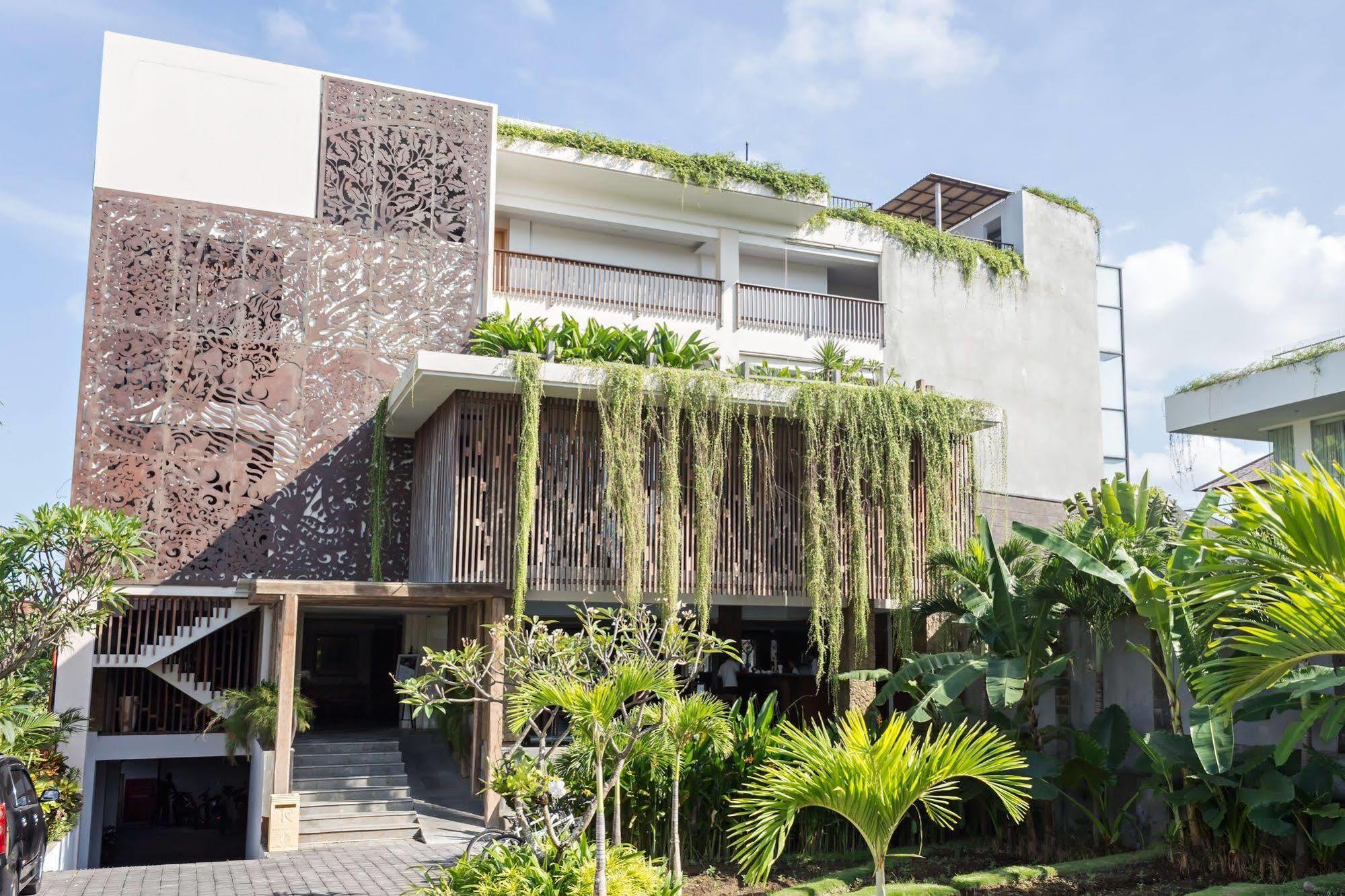 The Kirana Canggu Hotel Exterior foto